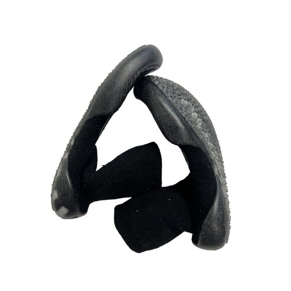 Nununu Collegien Roar Slippers in Black - Picture 7 of 9